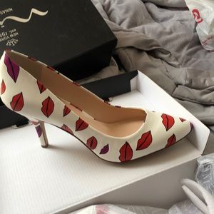 INC lips white size 10. Brand new